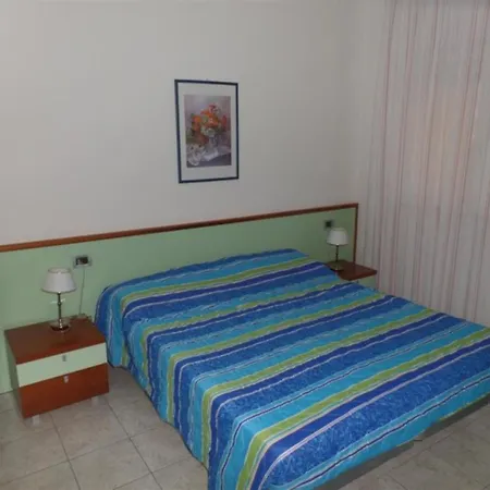 Space And Comfort For Everyone Near The